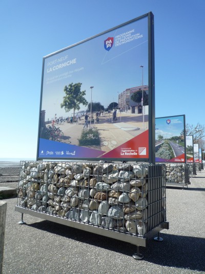 Exposition extérieure à Port Neuf